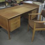 470 7408 Skrivbord + stol